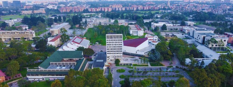 Aerial view of the Universidad Nacional de Colombia, a prestigious educational institution enhancing the Colombian Spanish lessons experience for students in the cultural cities of Colombia, including Medellín.